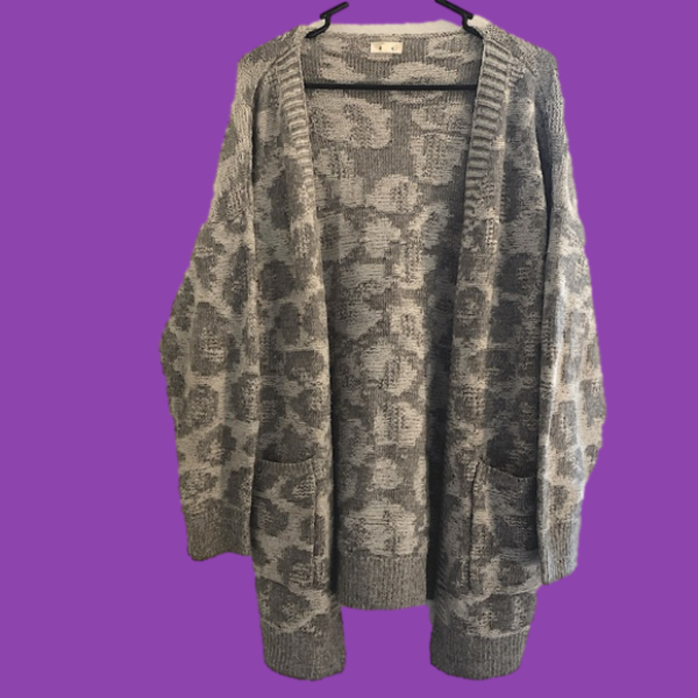 Debut cardigan pattern animal print long sleeve comfy grey long sweater